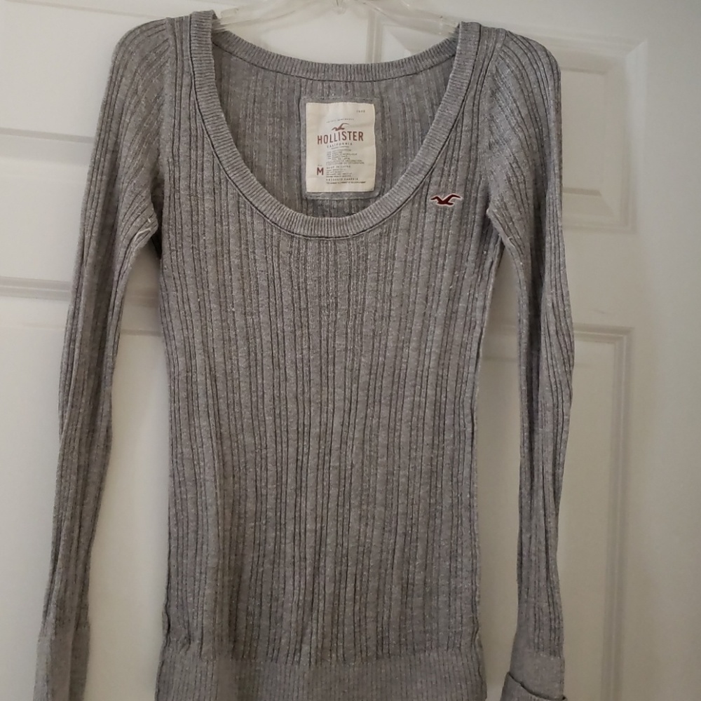 Hollister sweater
